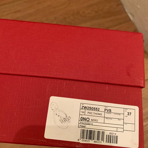 Valentino Rockstud Jelly Thongs - Picture 8 of 10